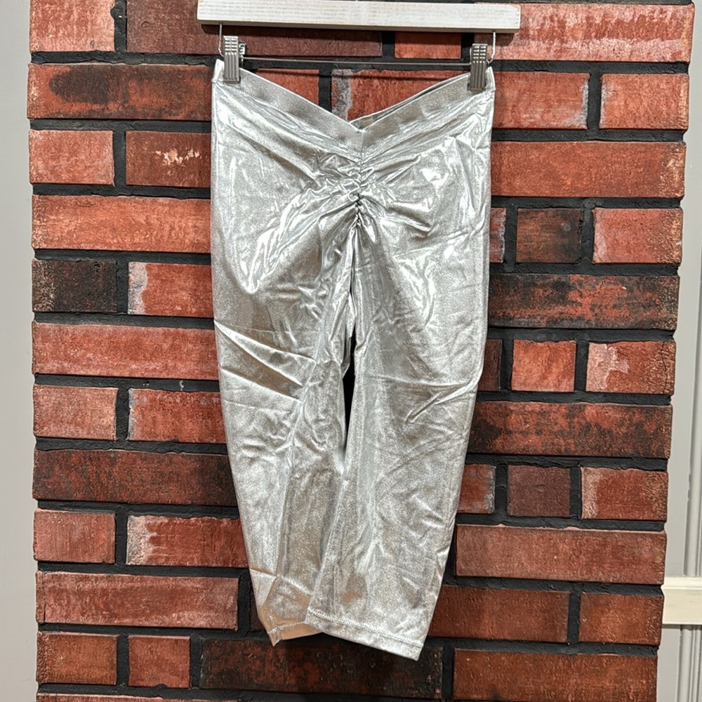 Skims Metallic Swim V Waist Pant - Picture 4 of 12